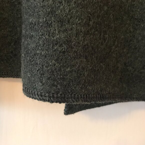 Peruvian Connection | Green Alpaca-Wool Jacket - Picture 8 of 14